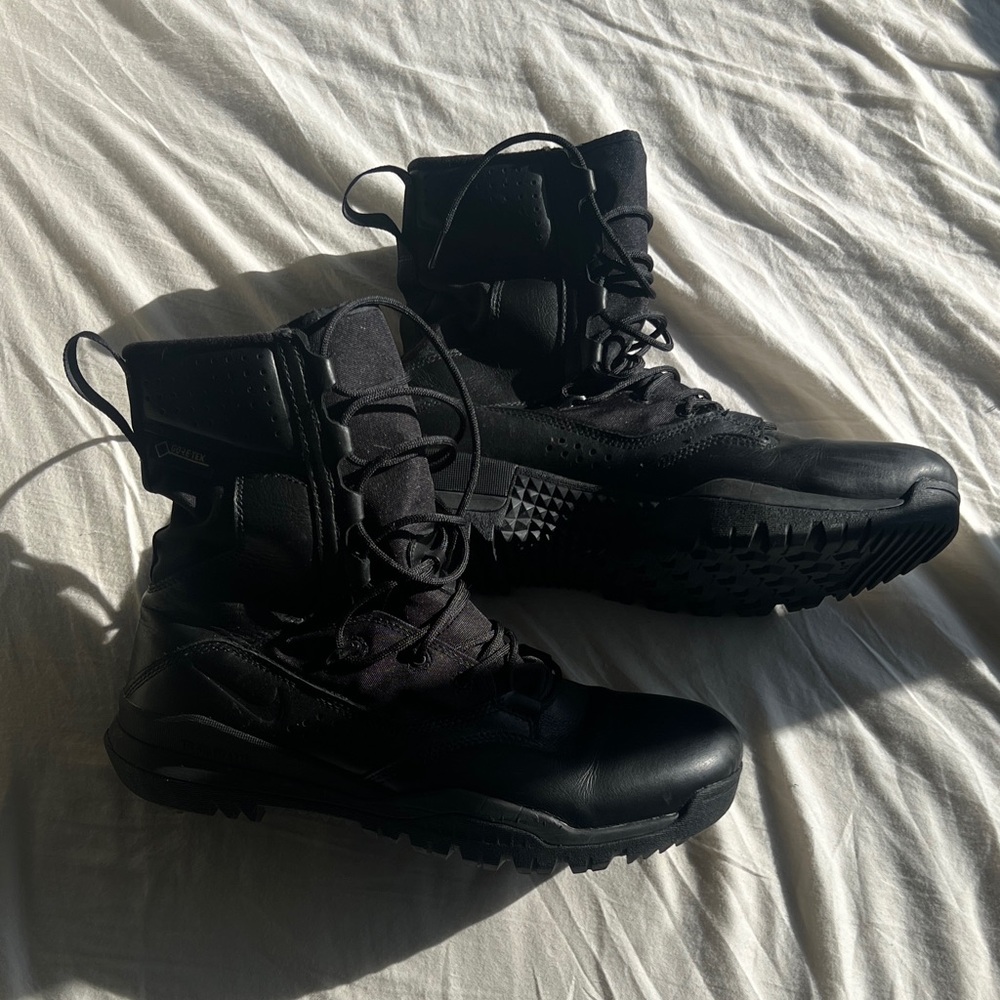 Nike Gore-Tex SF Men's Black Tactical Boots